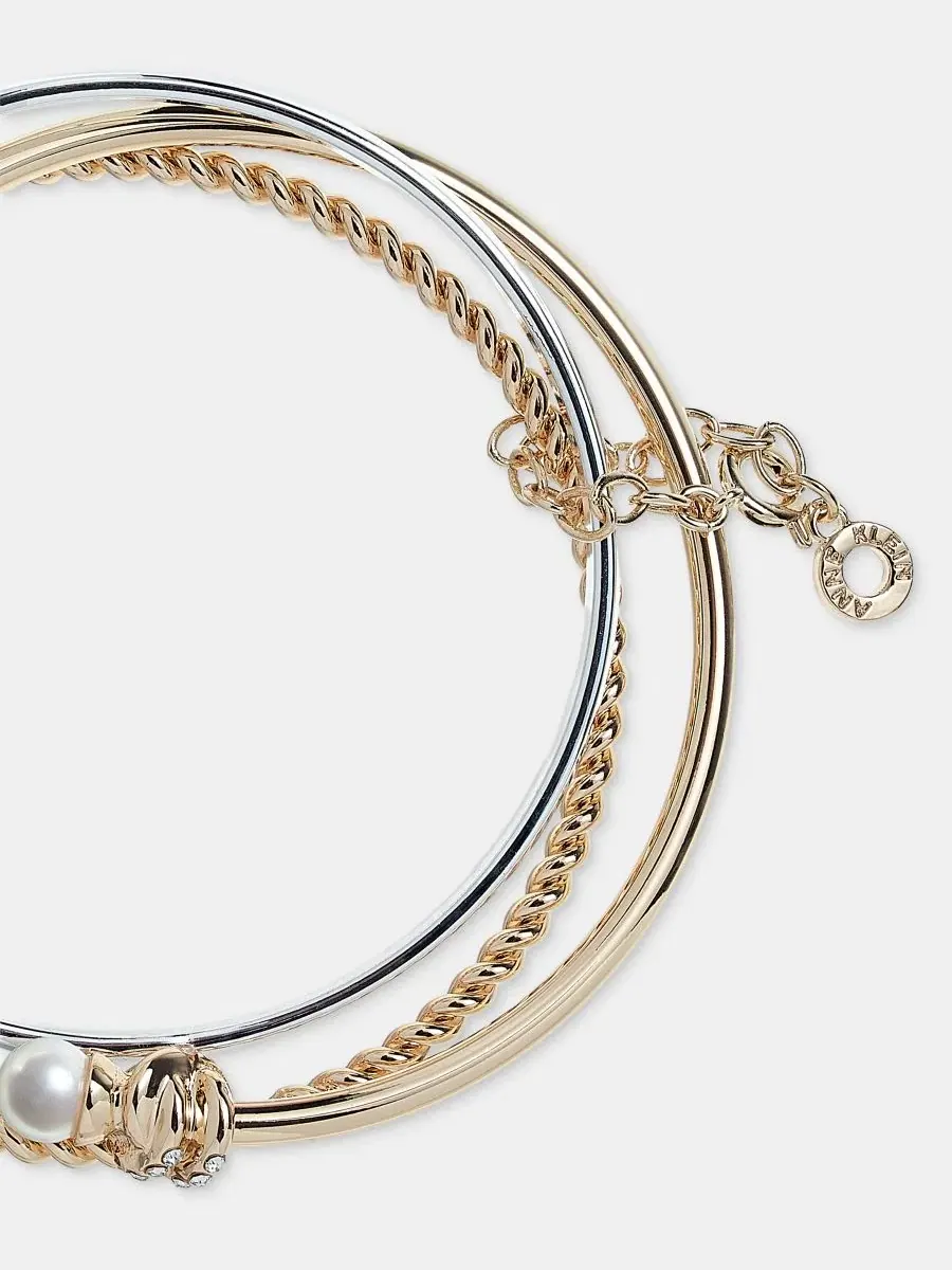 Набор браслетов-манжетов с жемчугом Two-Tone Boxed 3-Pc. Metal Imitation Pearl Bangle Bracelet Set — изображение 3 из 4