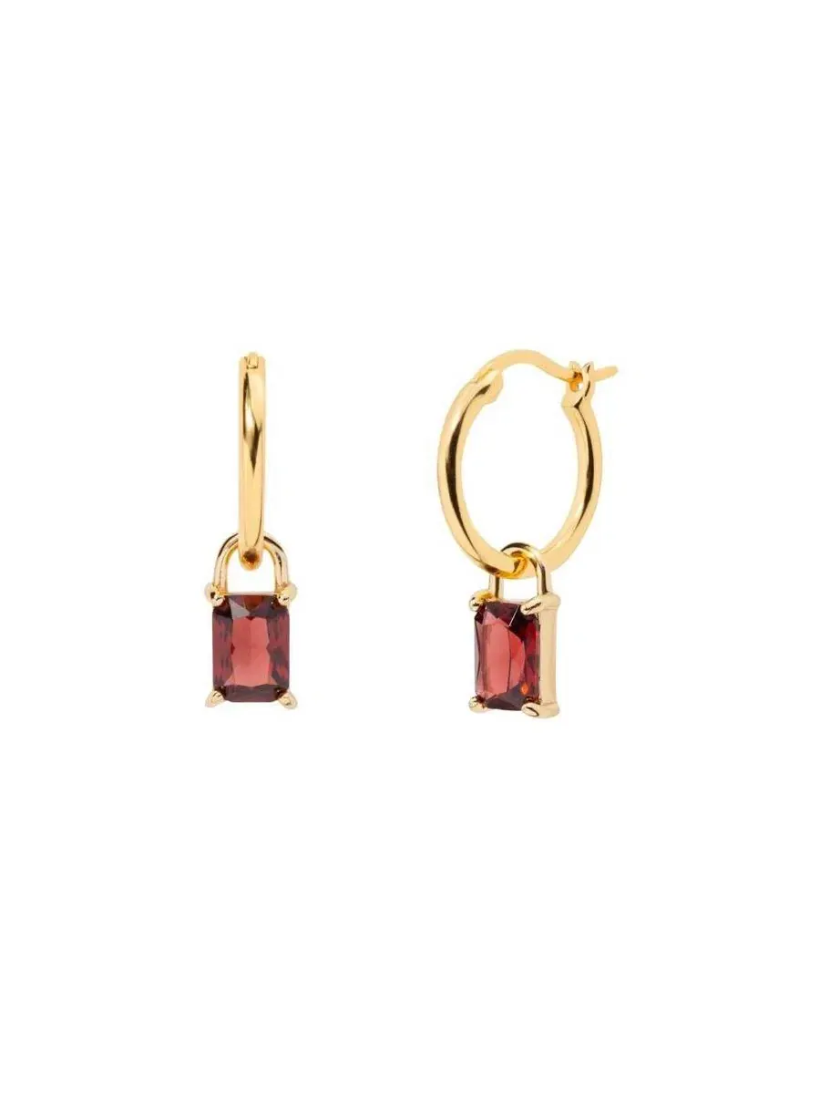 Серьги-кольца с камнем Garnet, Iris Birthstone Hoops Little Sky Stone — изображение 1 из 3, оттенок гранат