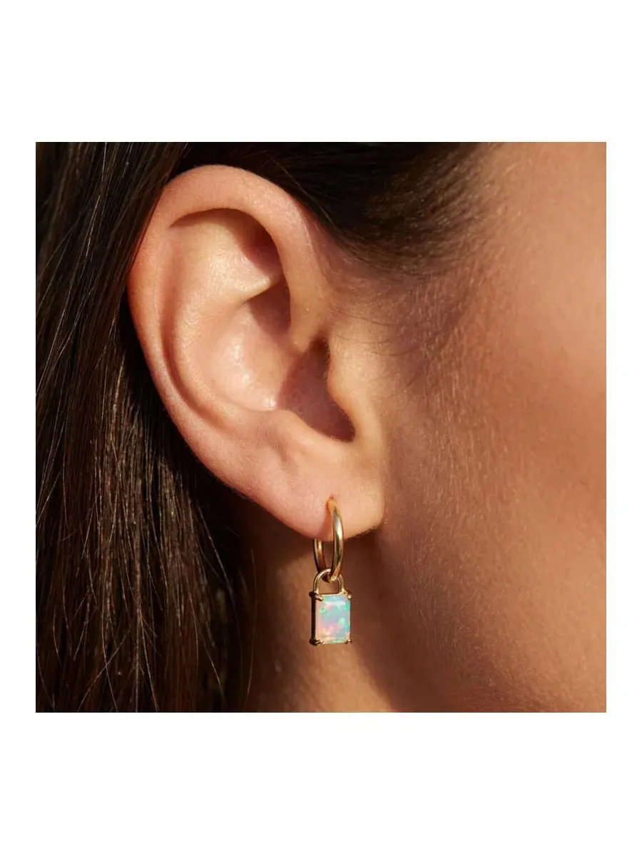 Серьги-кольца с камнем Ирис Opal Little Sky Stone — изображение 2 из 3, оттенок опаловый