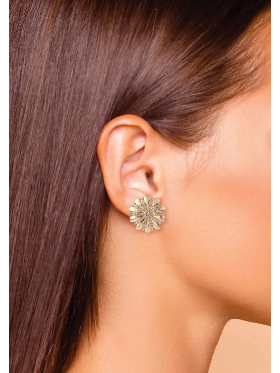 Серьги-гвоздики с цветком Gold Tone Flower Button Laundry by Shelli Segal — изображение 4 из 5, оттенок золото