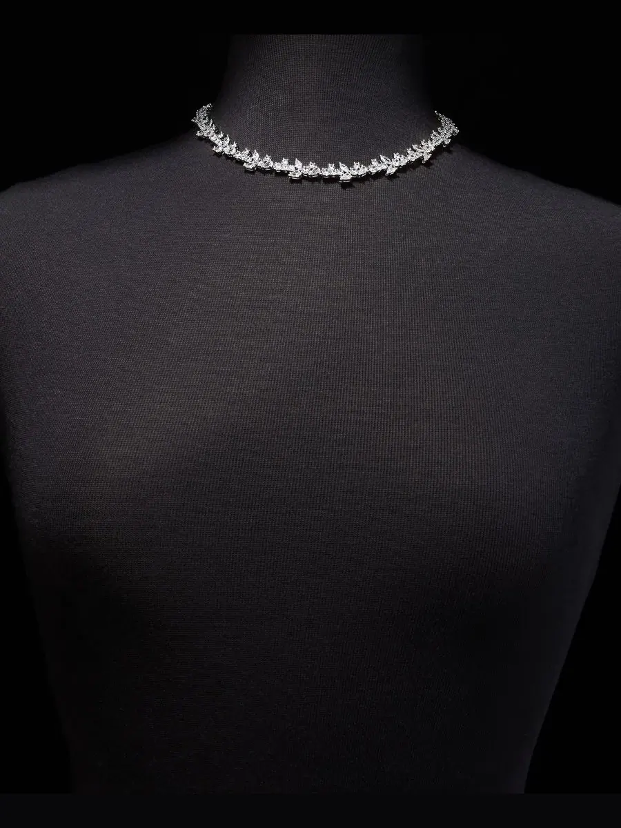 Колье-ошейник с кубическим цирконием, 16" + 3" удлинитель Givenchy — изображение 3 из 5, оттенок белый