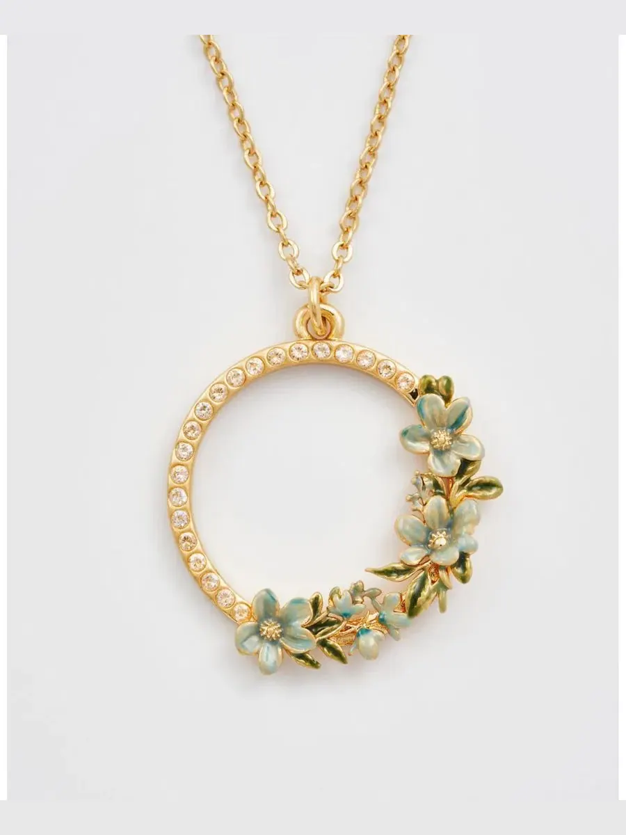 Кулон с цветочным венком Floral Wreath Necklace Fable England — изображение 2 из 5, оттенок золото