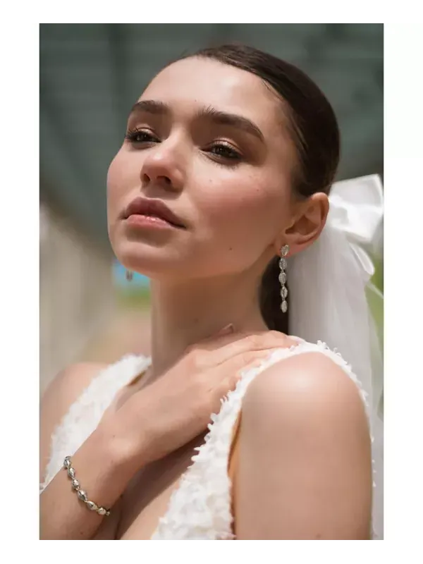 Серьги-Капельки Lucia с каскадным паве из ракушек Classicharms — изображение 3 из 4, оттенок серебряный