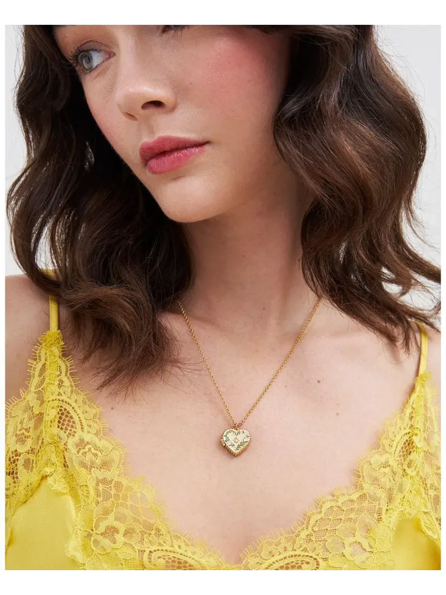 Подвеска-кулон с сердцем Jasmine Heart Locket Fable England — изображение 5 из 6, оттенок золото