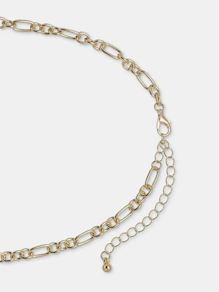 Колье-подвеска с праздничными шармами Teardrop Statement Charm Holiday Lane — изображение 2 из 3, оттенок мульти