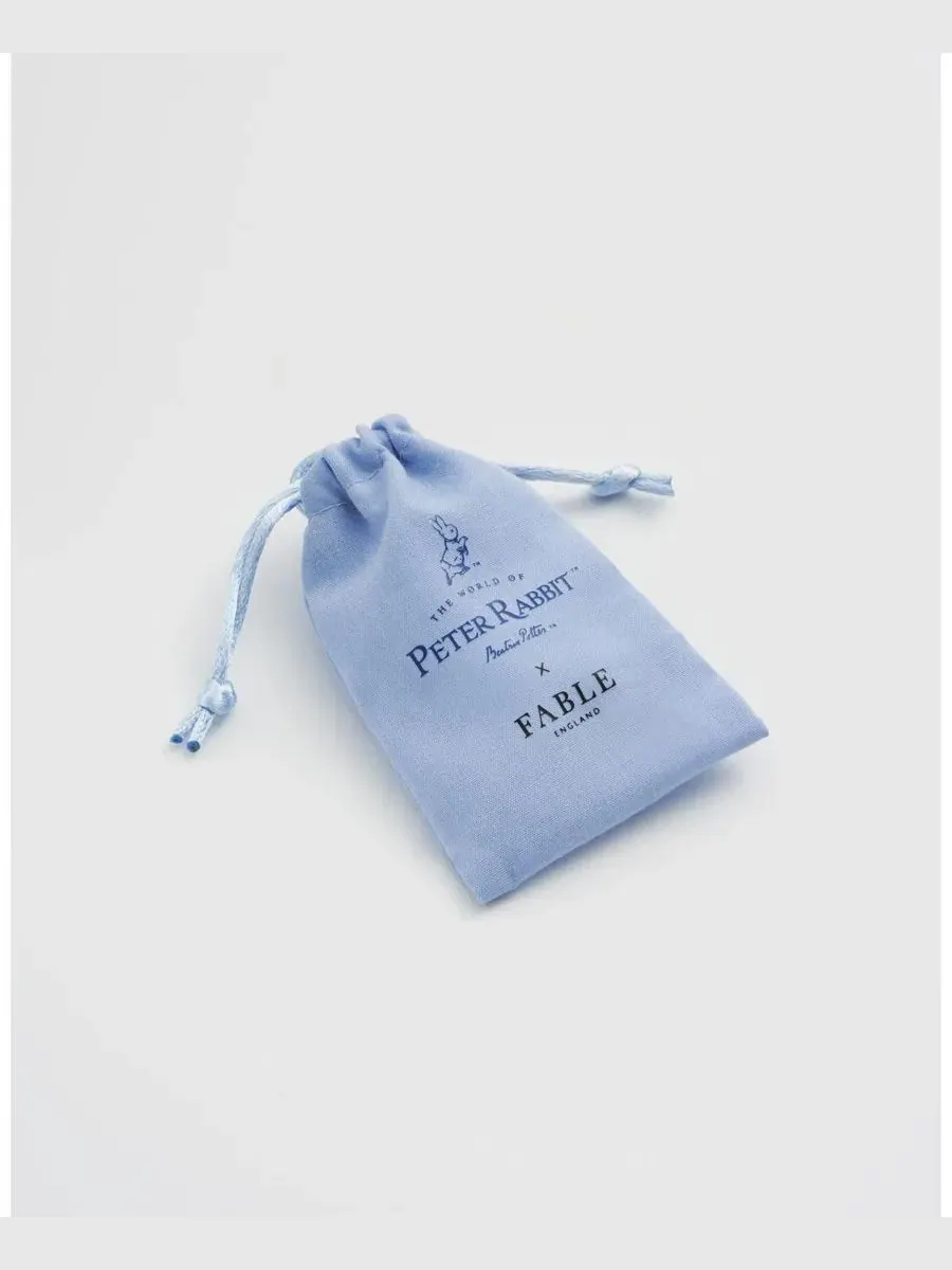 Серьги-пусеты с подвеской Cotton-tail из коллекции Peter Rabbit Fable England — изображение 5 из 6, оттенок золото