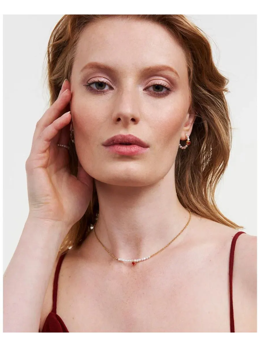 Колье с подвеской-сердцем Gold Love Heart Pearl Necklace Fable England — изображение 5 из 6, оттенок золото