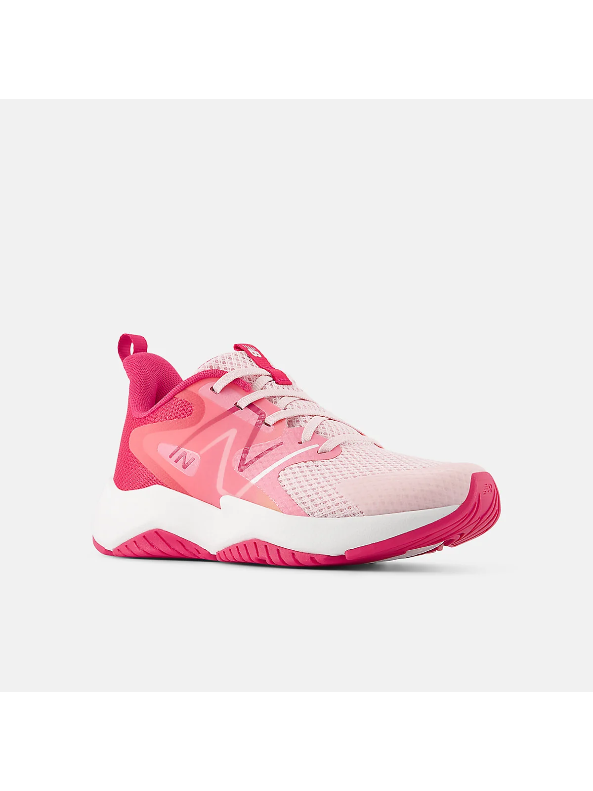 Кроссовки New Balance Rave Run v2 чёрный с белым и белыми шнурками, фронтальный вид