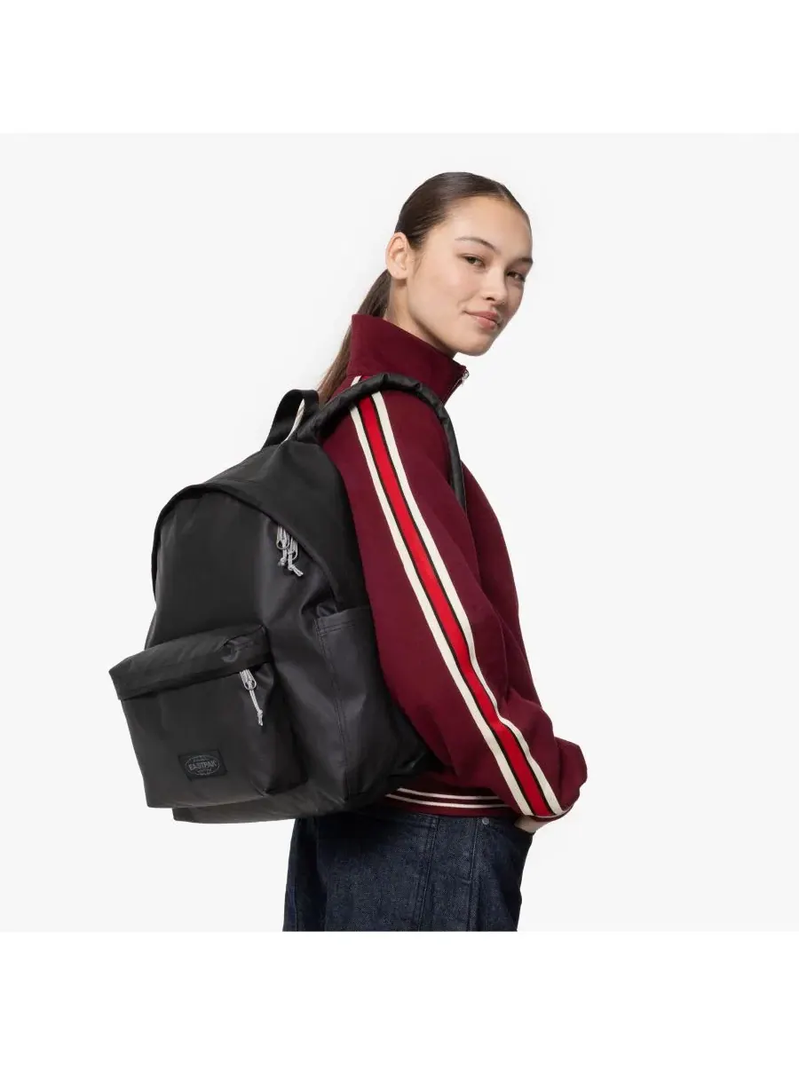 Рюкзак женский Eastpak Day Pak искусственная кожа — изображение 5 из 7, черный