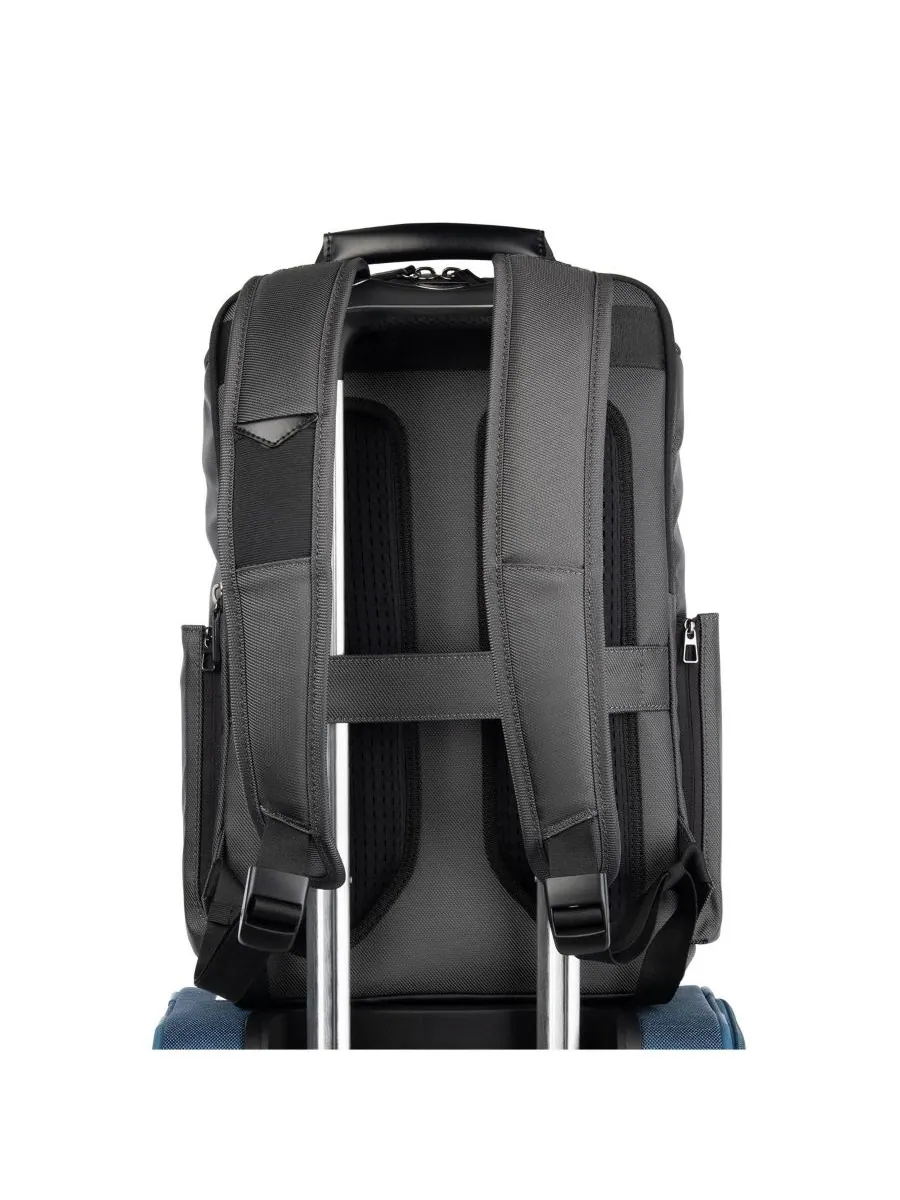 Рюкзак Crew Executive Choice 3 Slim Travelpro — изображение 3 из 7, серый