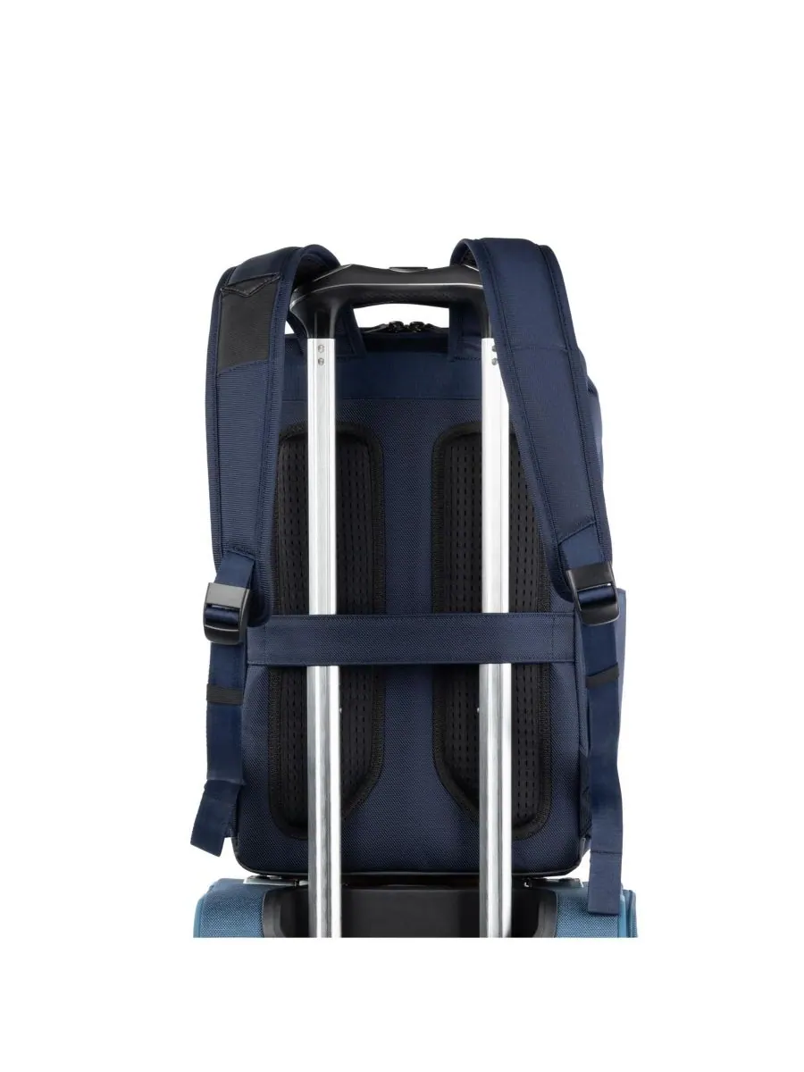 Рюкзак Crew Executive Choice 3 Slim Travelpro — изображение 3 из 7, синий