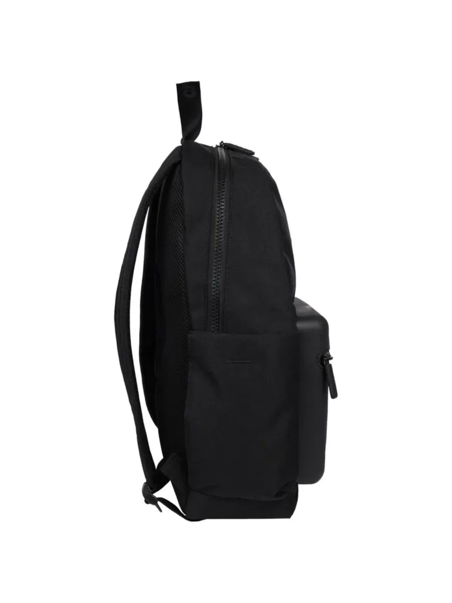 Рюкзак легкий с формованным передним карманом, модель Lightweight Backpack Crocs — изображение 2 из 10, черный