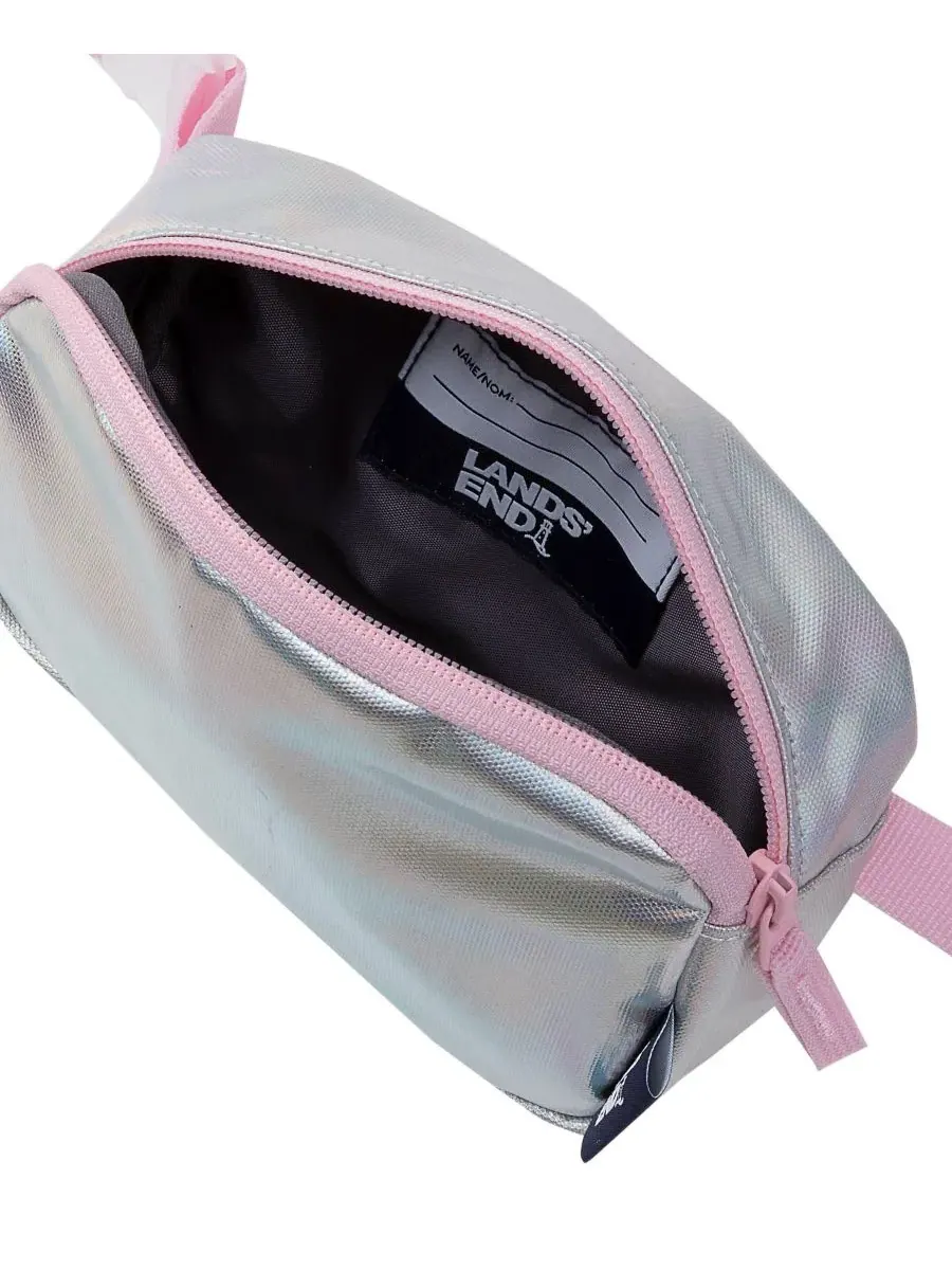 Детская сумка через плечо с регулируемым ремнем, модель Kids Crossbody Bag Lands' End — изображение 2 из 3