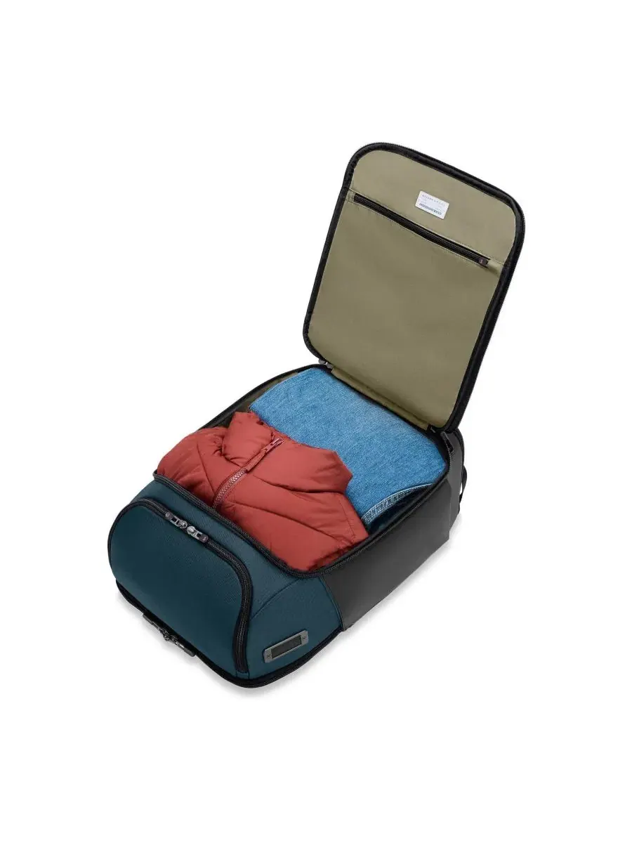 Дорожный рюкзак с системой U-Zip, модель ZDX U-Zip Small Travel Backpack Briggs & Riley — изображение 11 из 13, океанский