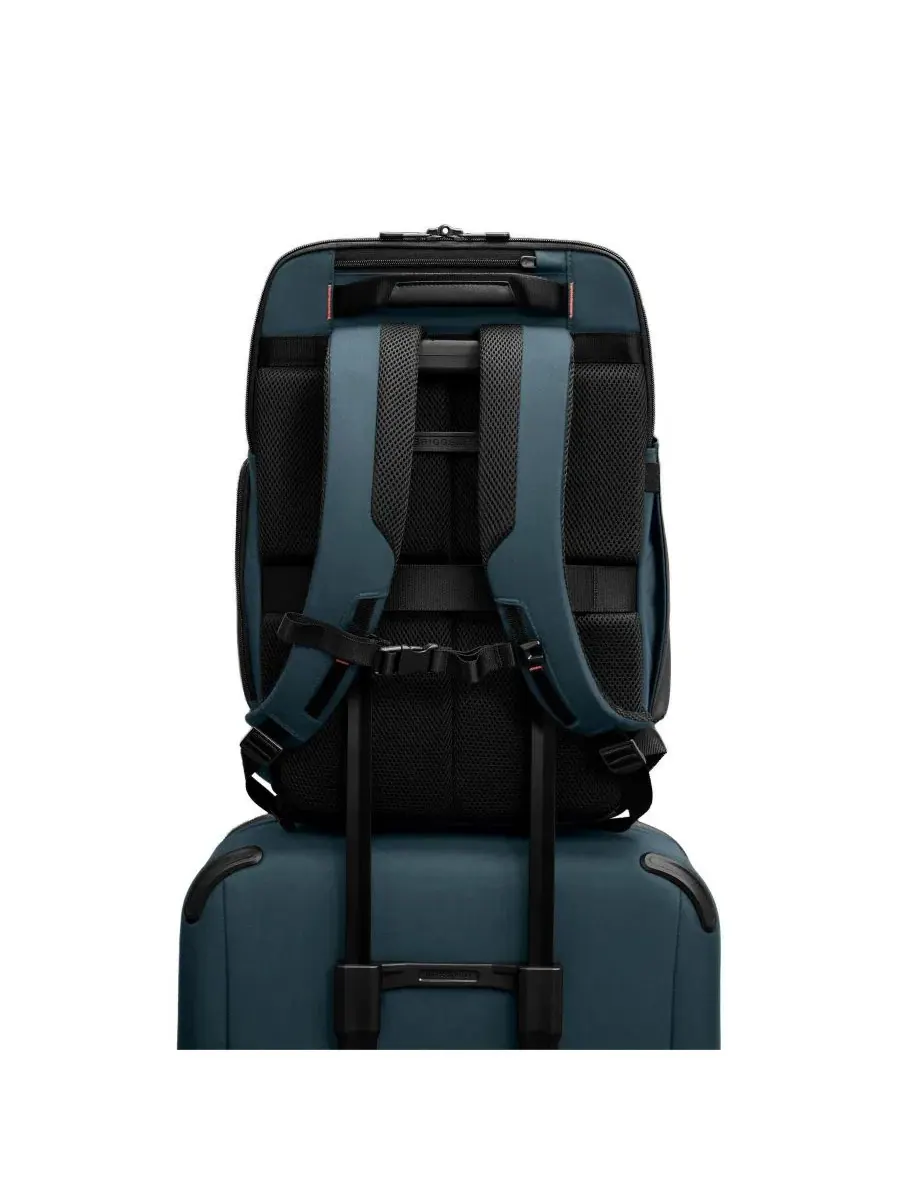 Дорожный рюкзак с системой U-Zip, модель ZDX U-Zip Small Travel Backpack Briggs & Riley — изображение 7 из 13, океанский