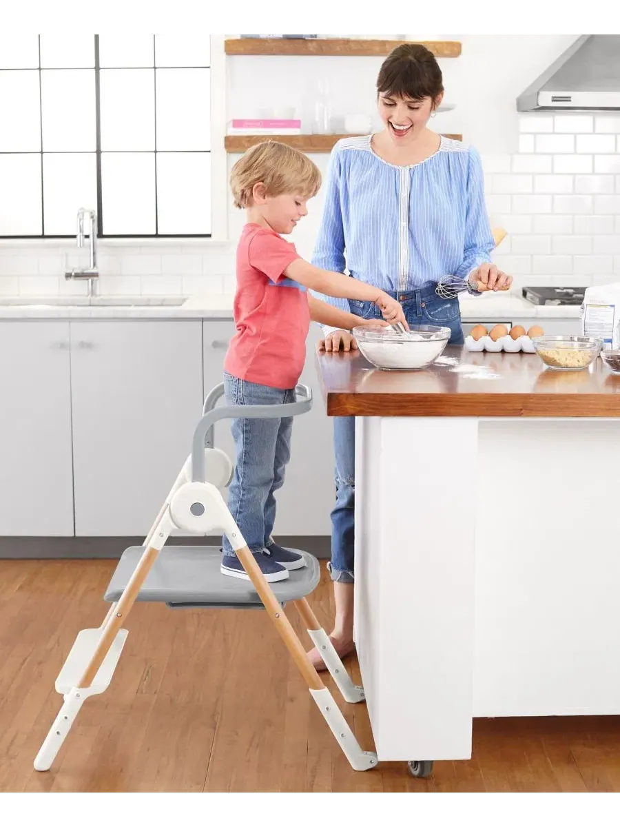 Детский стульчик для кормления Sit-To-Step Skip Hop — изображение 10 из 12, белый