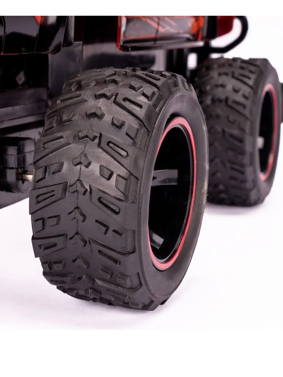 Лицензированная радиоуправляемая модель грузовика Ford F-150 SVT Raptor в масштабе 1:14 World Tech — изображение 14 из 14