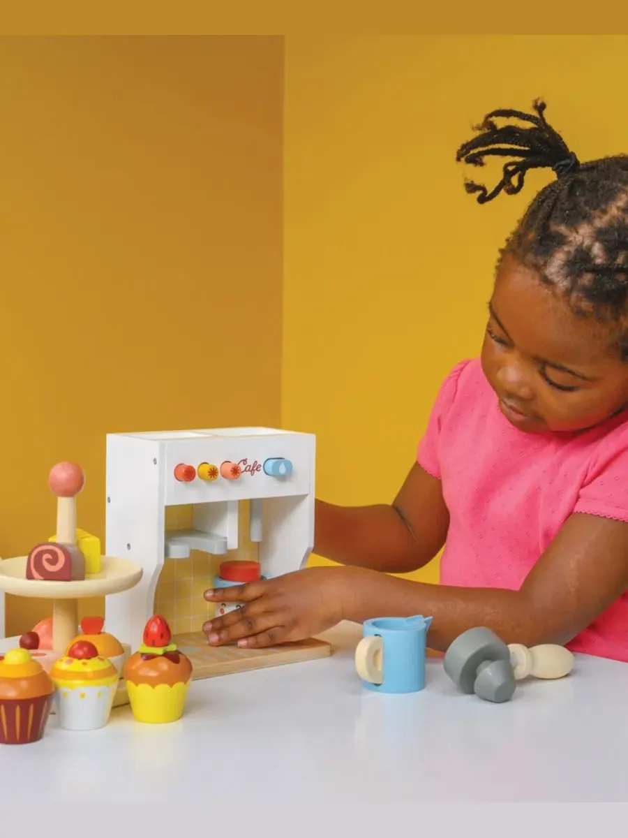Игровой набор бариста с кофемашиной Mentari Toys — изображение 6 из 9, мульти