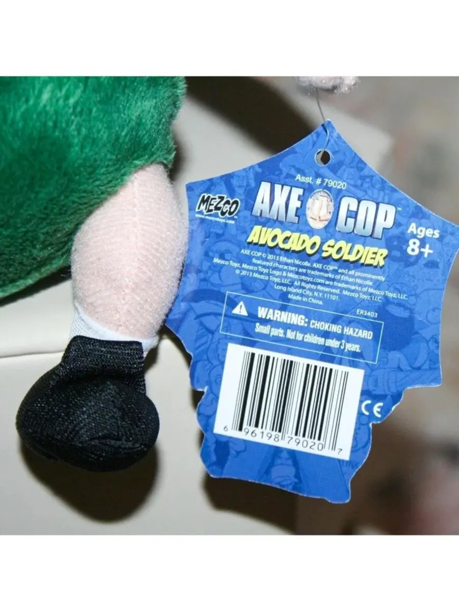 Плюшевая игрушка «Axe Cop Avocado» (25 см ) Mezco Toyz — изображение 4 из 4, нет цвета