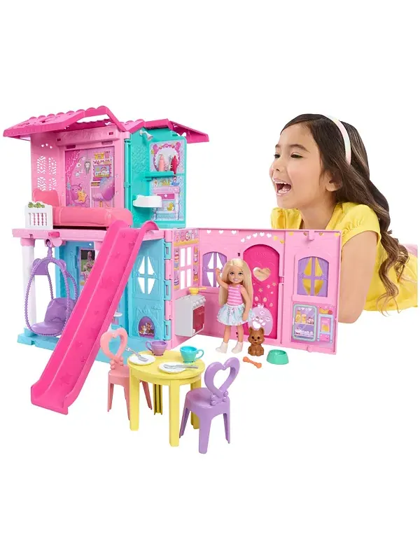 Раскладной кукольный домик «Челси» с куклой и более чем 15 аксессуарами Barbie