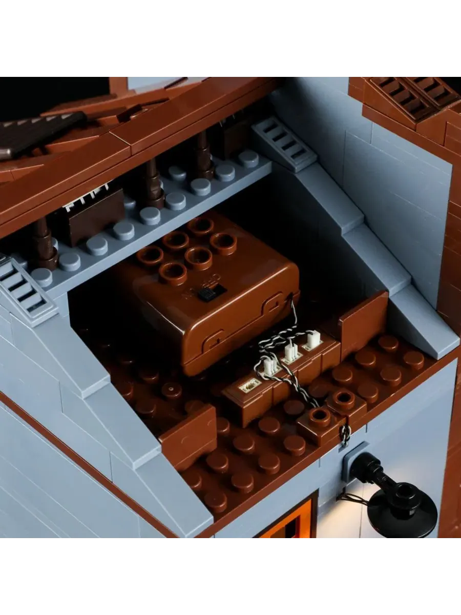 Конструктор Lumibricks, 1240 деталей, офис шерифа на Диком Западе, с подсветкой — изображение 3 из 10, нет цвета