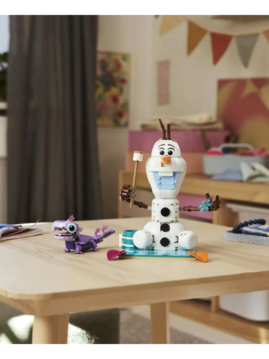 Конструктор LEGO Disney Frozen Olaf and Bruni's Picnic Fun Toy 43287 — изображение 6 из 11, мульти