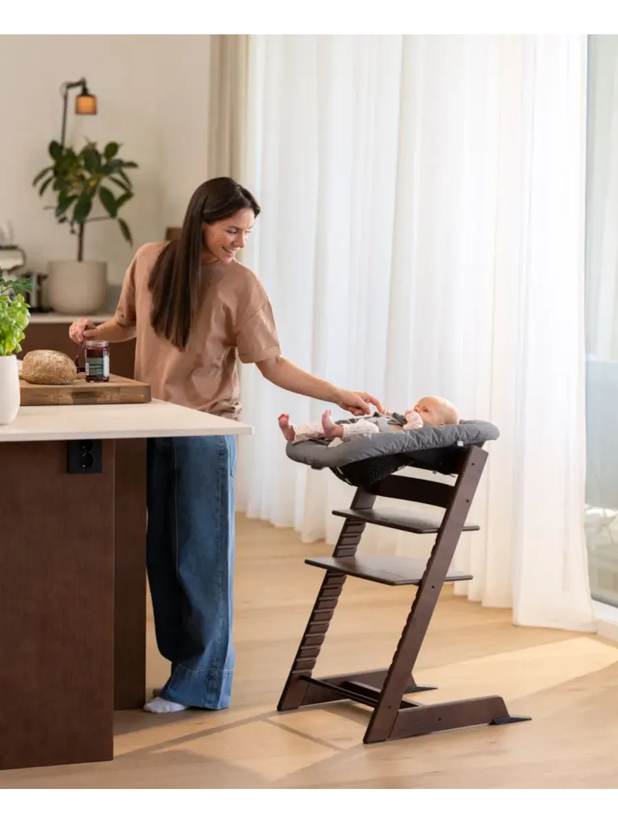 Детский стульчик для кормления Baby Tripp Trapp с подушкой, подносом и набором для новорожденных — изображение 7 из 7, черный