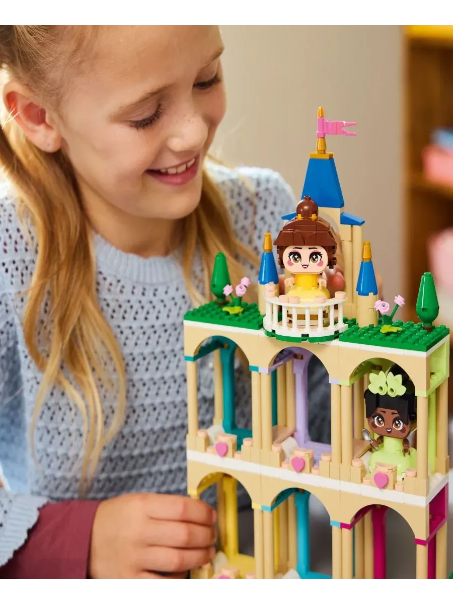 Конструктор Disney Princess Mini Belle and Tiana with Castle Building Toy 43291, 358 деталей Lego — изображение 4 из 6