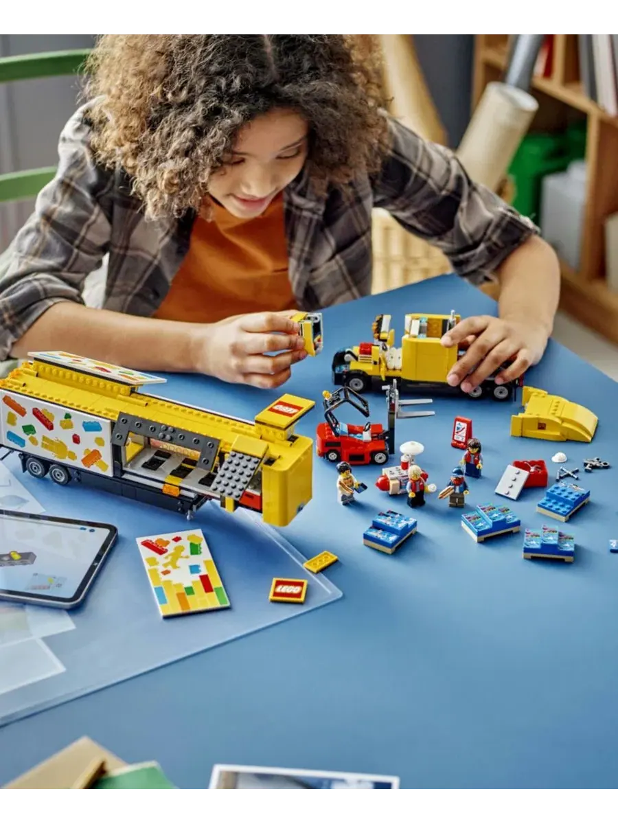 Игровой набор LEGO City Желтый грузовик доставки 60440 — изображение 13 из 14, мульти