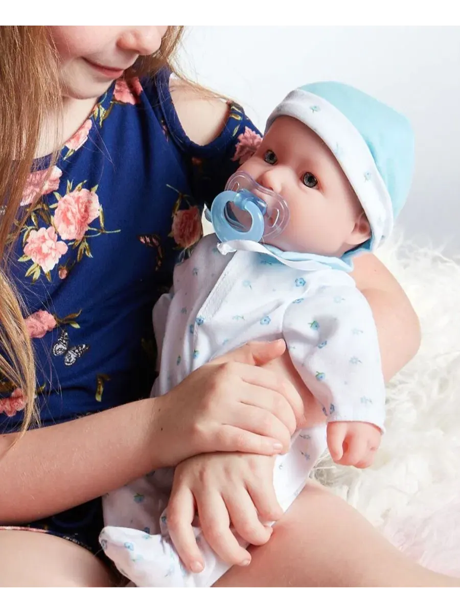 Кукла-младенец La Baby Caucasian, 41 см , с мягким телом, в синем наряде Jc Toys — изображение 3 из 4, синий