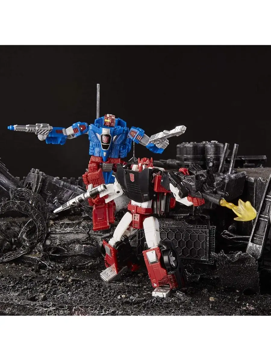 WFC-S26 Автобот Альфастрайк, набор из 3 фигурок Final Strike Deluxe Class, Глава "Осада Кибертрона" — изображение 4 из 6