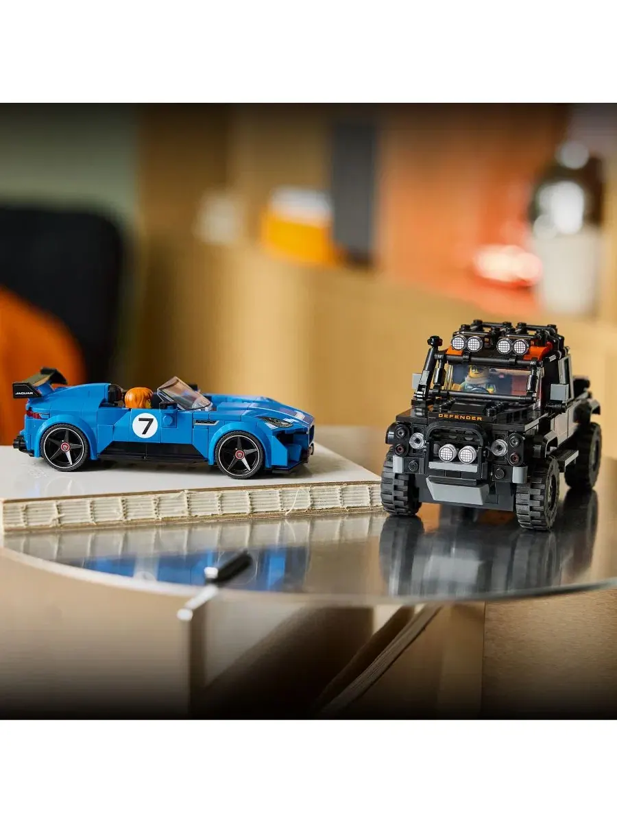 Конструктор LEGO Speed Champions Jaguar Project 7 Land Rover Defender 77264, 740 деталей LEGO — изображение 3 из 6, нет цвета