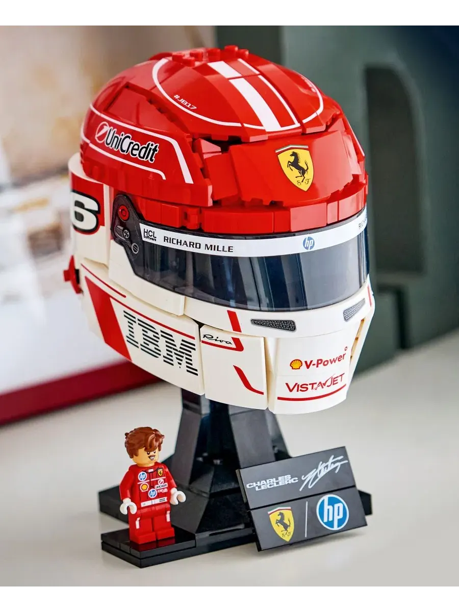 Конструктор LEGO Editions Scuderia Ferrari HP Charles Leclerc Helmet 43014, 886 деталей LEGO — изображение 5 из 6, нет цвета