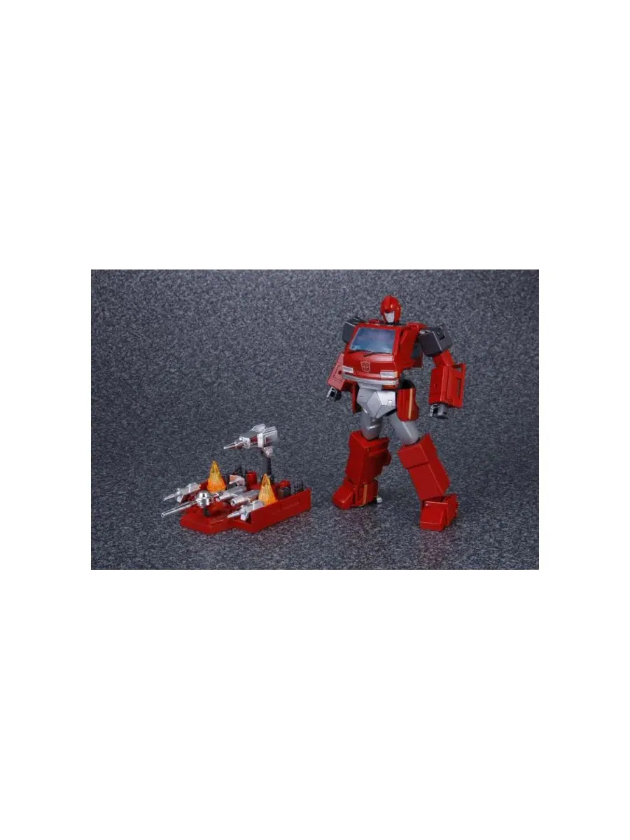 Коллекционная фигурка Ironhide Transformers Masterpiece MP-27 Transformers — изображение 2 из 7, нет цвета