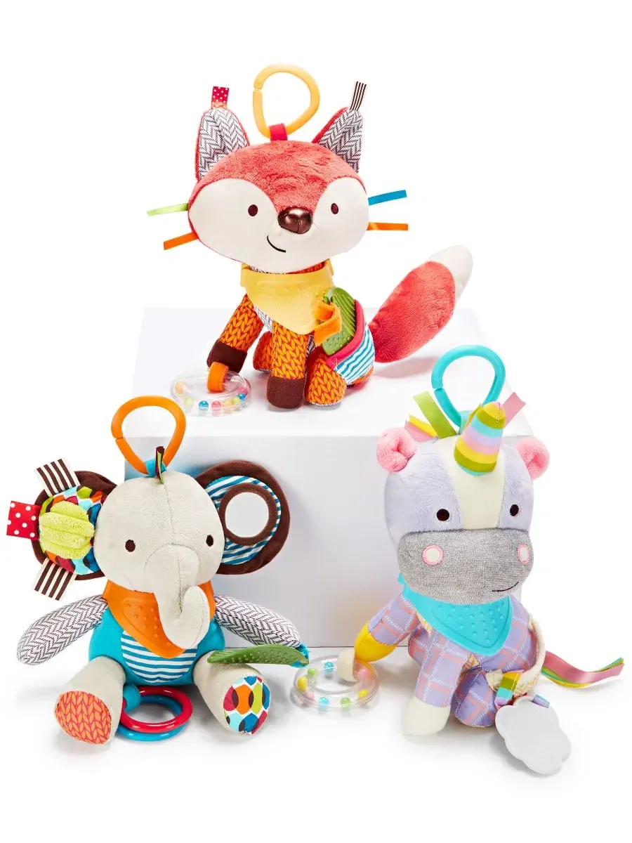 Развивающая игрушка-прорезыватель Bandana Buddies Skip Hop — изображение 3 из 3, серый