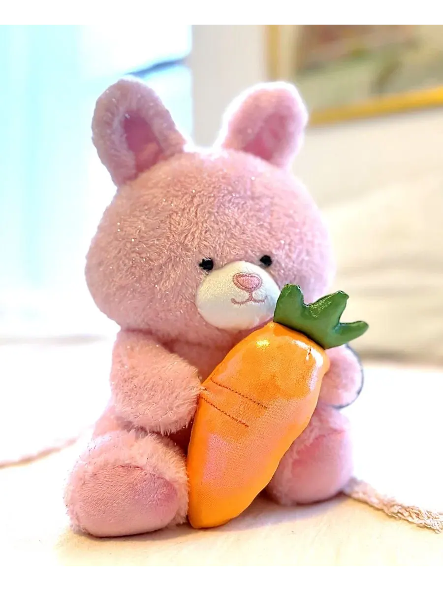 Розовый плюшевый зайчик из команды Cloud Crew Wild Hippo — изображение 4 из 4