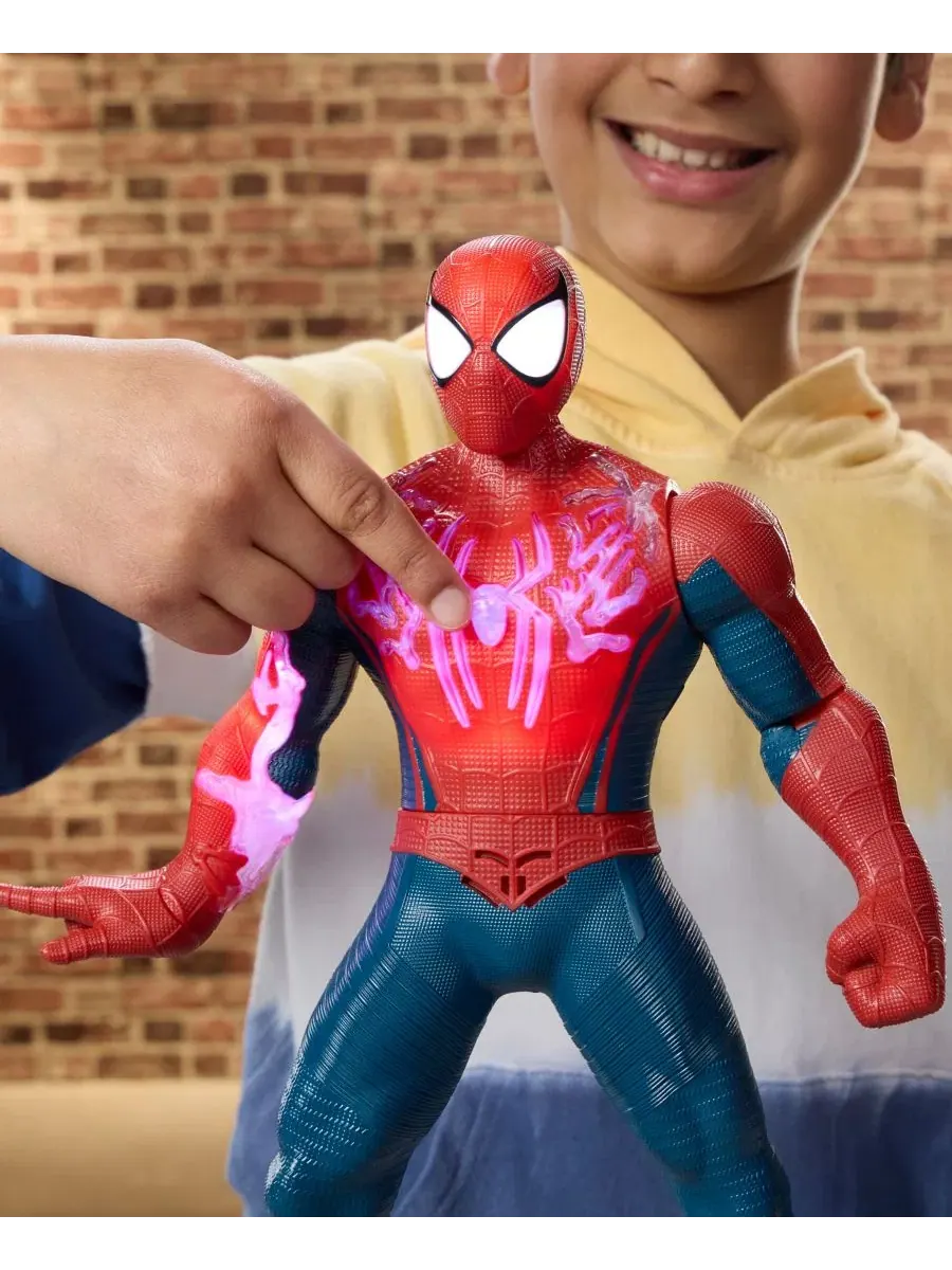 Интерактивная фигурка с подсветкой и звуком, 37 см Spider-Man Power-Charge, с аксессуарами — изображение 9 из 10, нет цвета