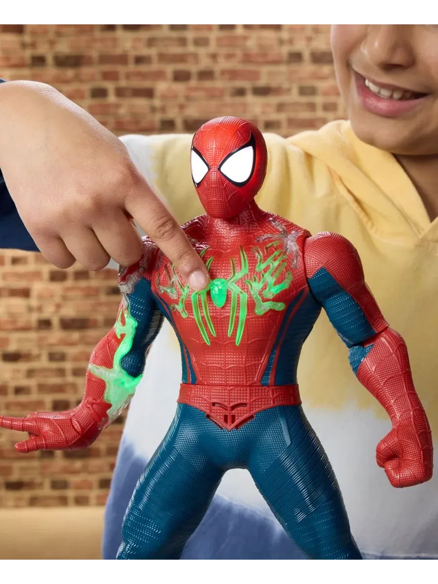 Интерактивная фигурка с подсветкой и звуком, 37 см Spider-Man Power-Charge, с аксессуарами — изображение 10 из 10, нет цвета