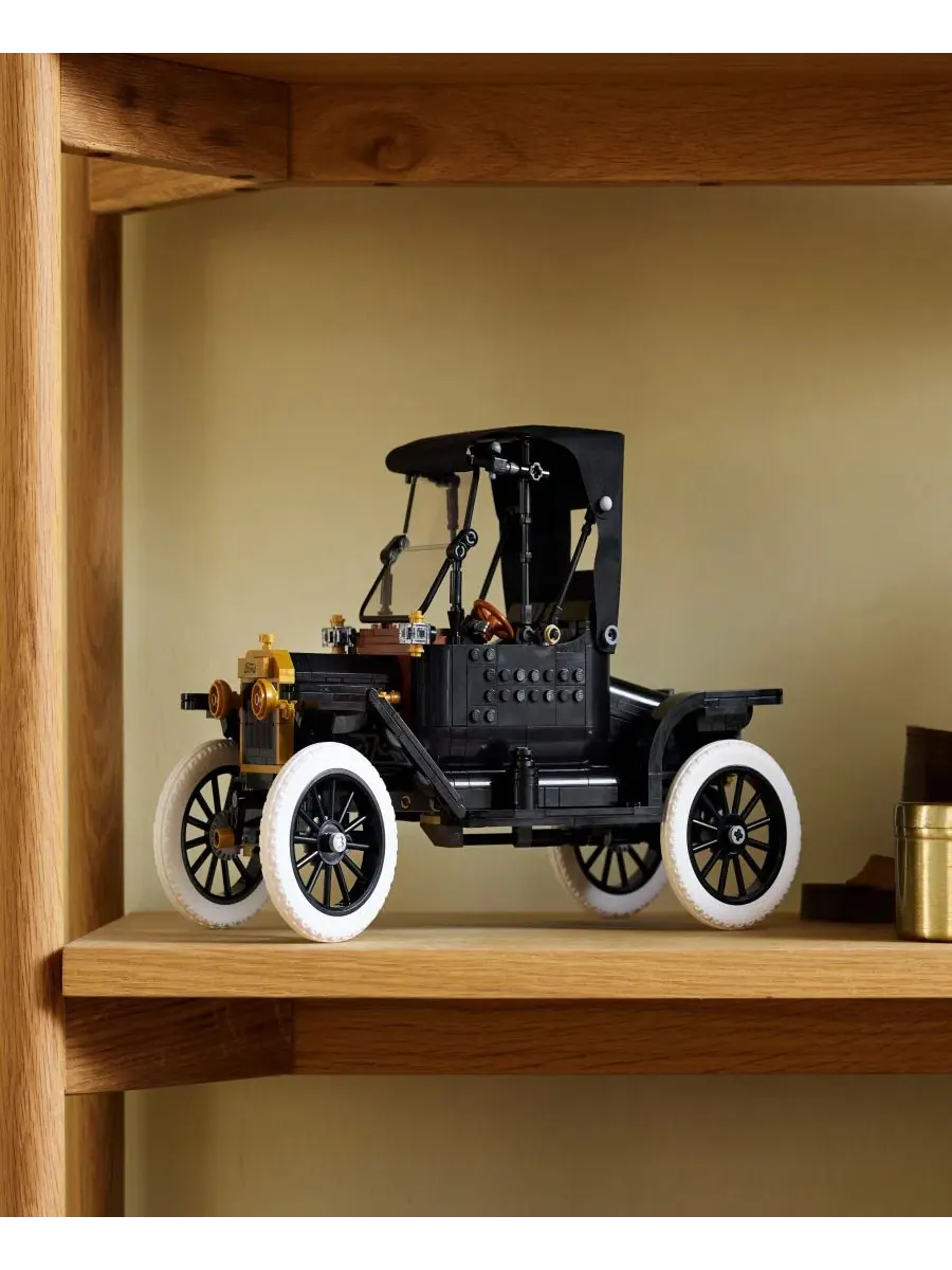 Набор для сборки модели винтажного автомобиля Ford Model T от Icons, 11376 Lego — изображение 7 из 7, нет цвета