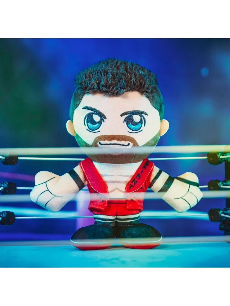 Мягкая плюшевая игрушка Курича в сидячем положении, WWE LA Knight, 20 см (20 см) - в стиле чиби — изображение 5 из 7