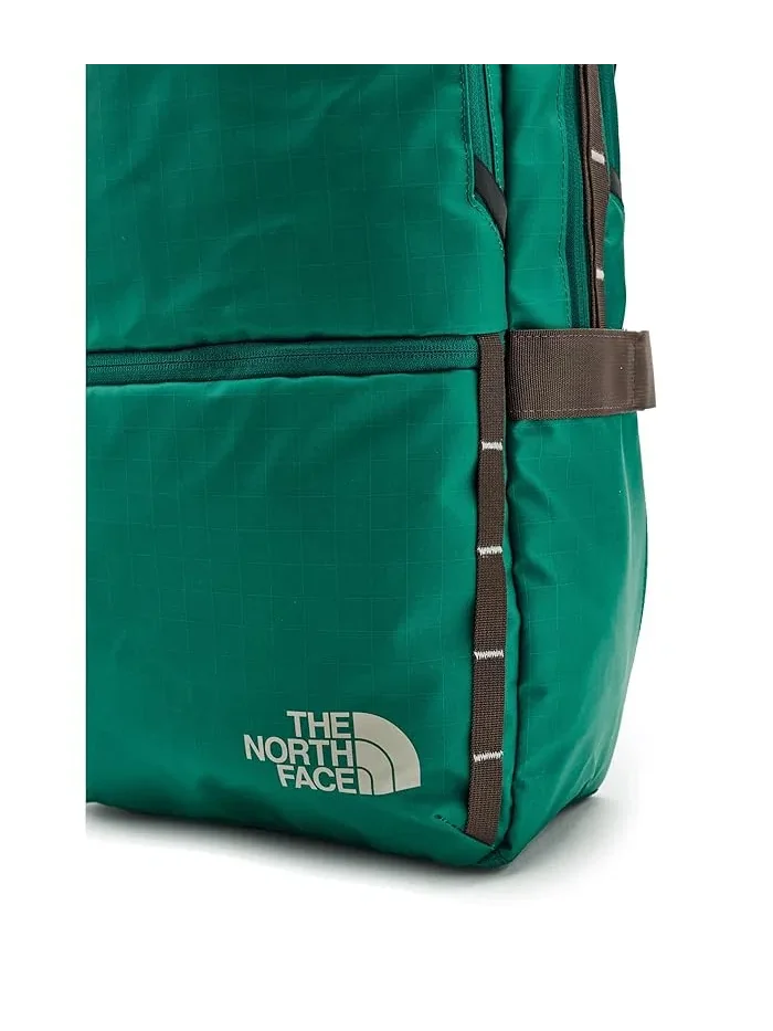 Рюкзак женский The North Face Base Camp Voyager искусственная кожа — 4