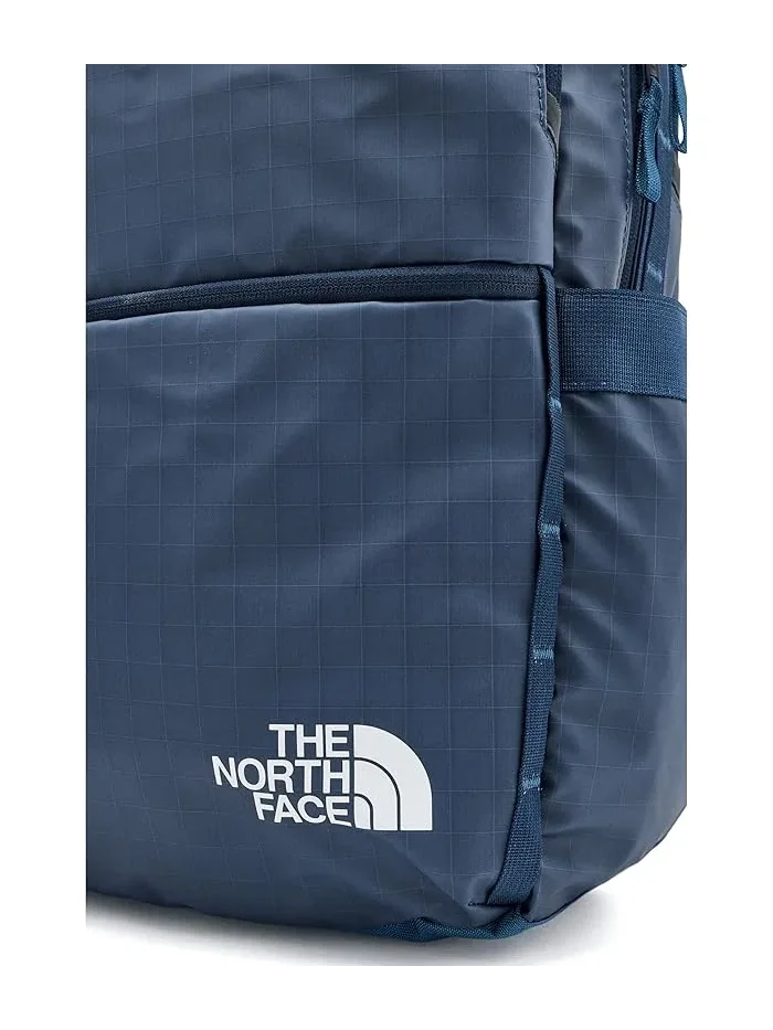 Рюкзак женский The North Face Base Camp Voyager искусственная кожа — 4