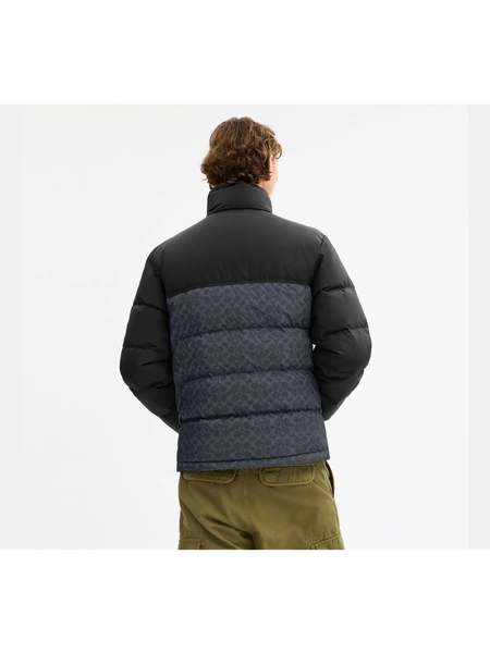 Пуховик Coach Signature из переработанного полиэстера