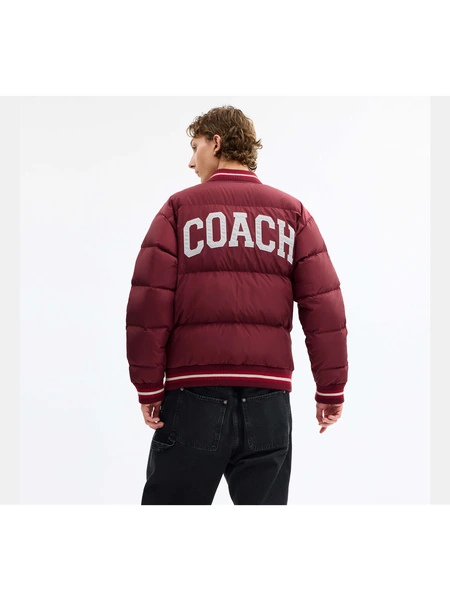 Пуховик-бомбер Coach Varsity из переработанного полиэстера