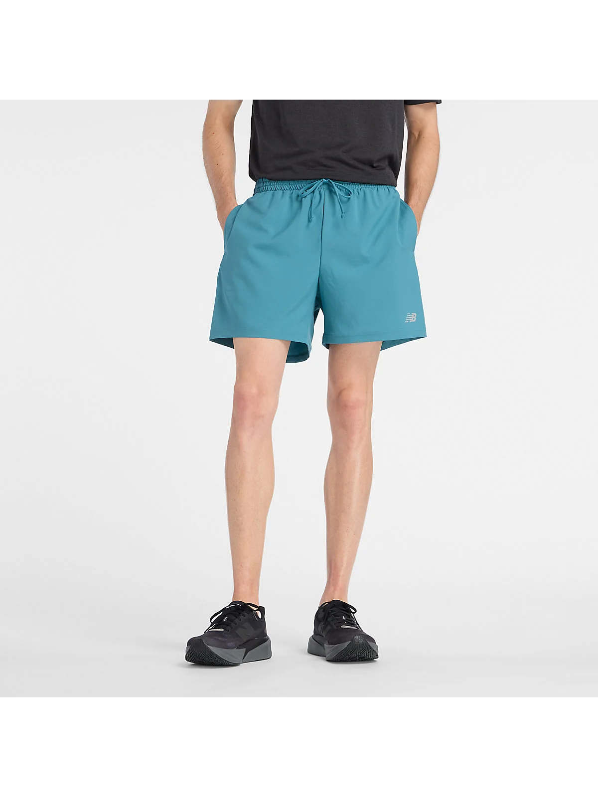 Шорты New Balance Sport Essential 5" — 1