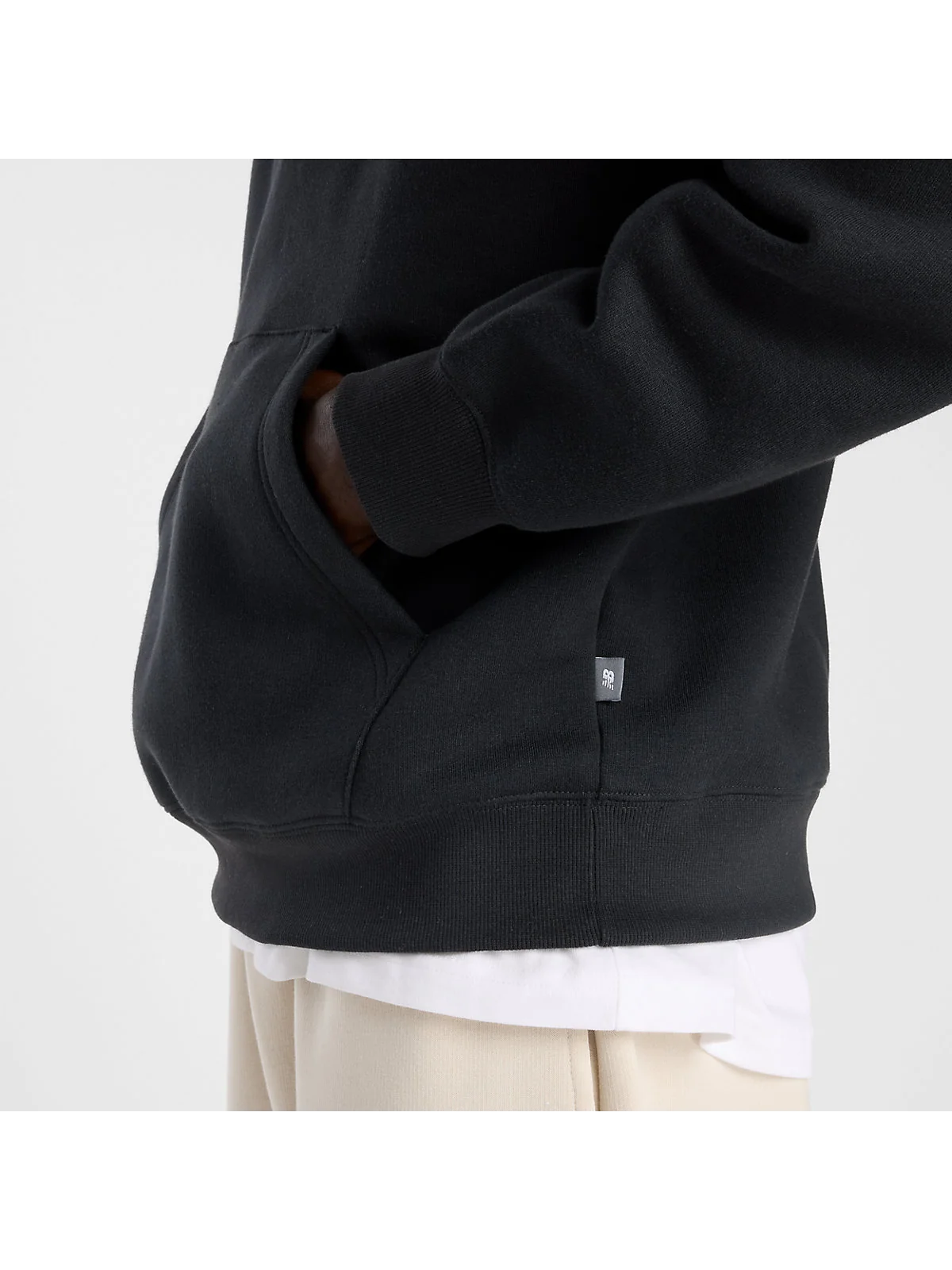 Мужское худи New Balance Woven Label — 5
