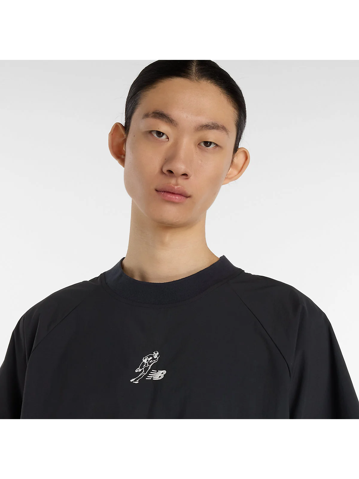 Бежевый тканый верх New Balance, вид сзади