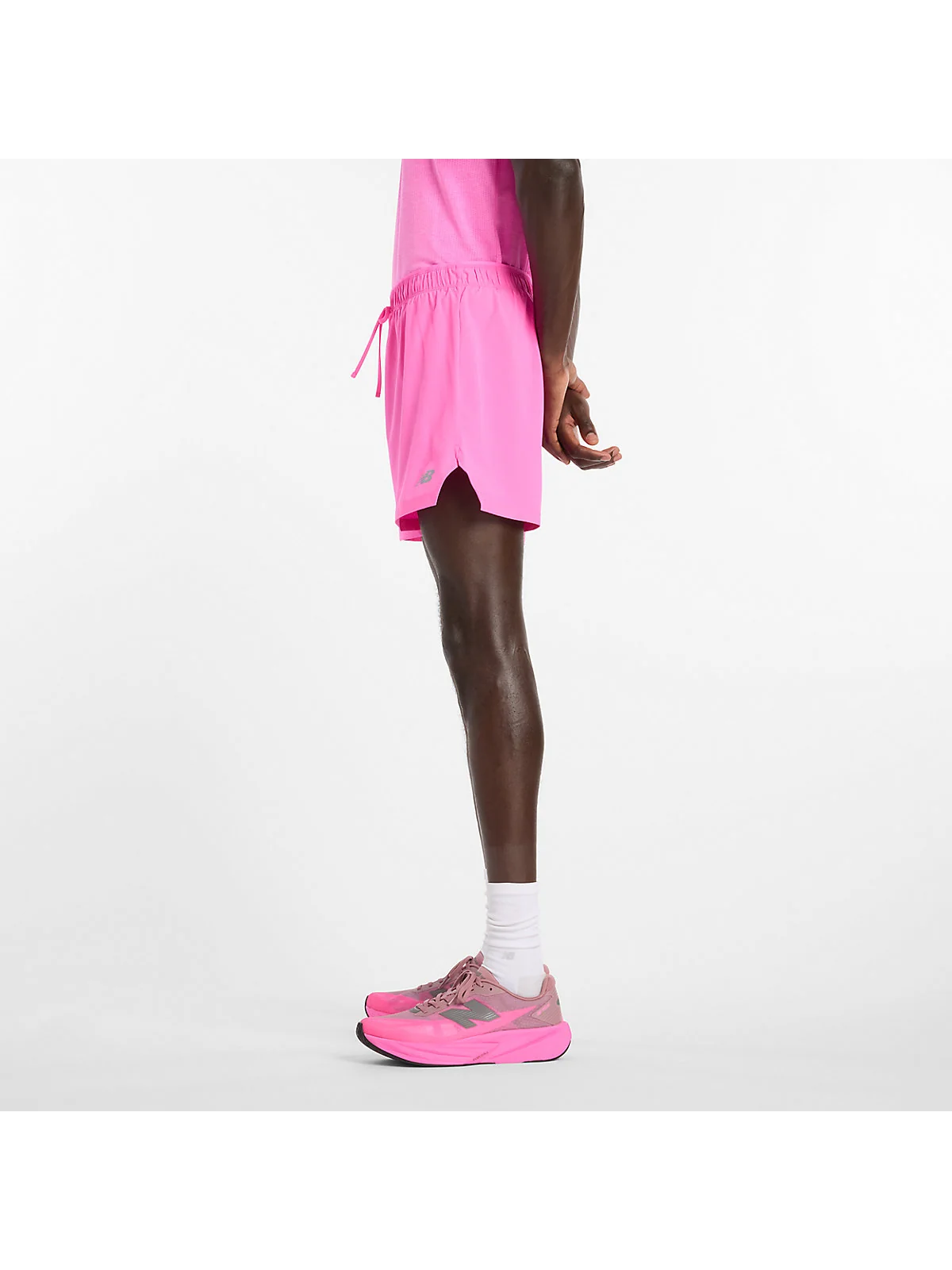 Беговые шорты New Balance RC Short 5" — изображение 5 из 7, неоновый розовый с серым