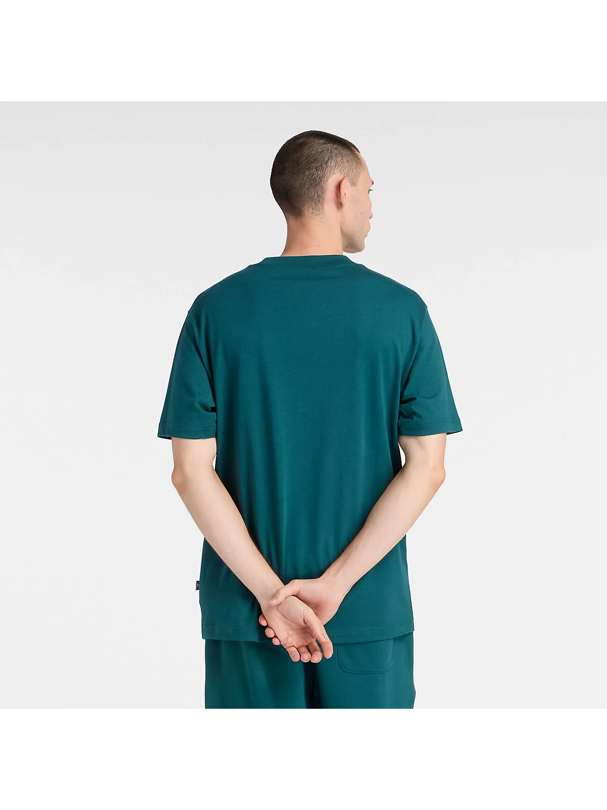 Футболка New Balance Linear Lines — 4