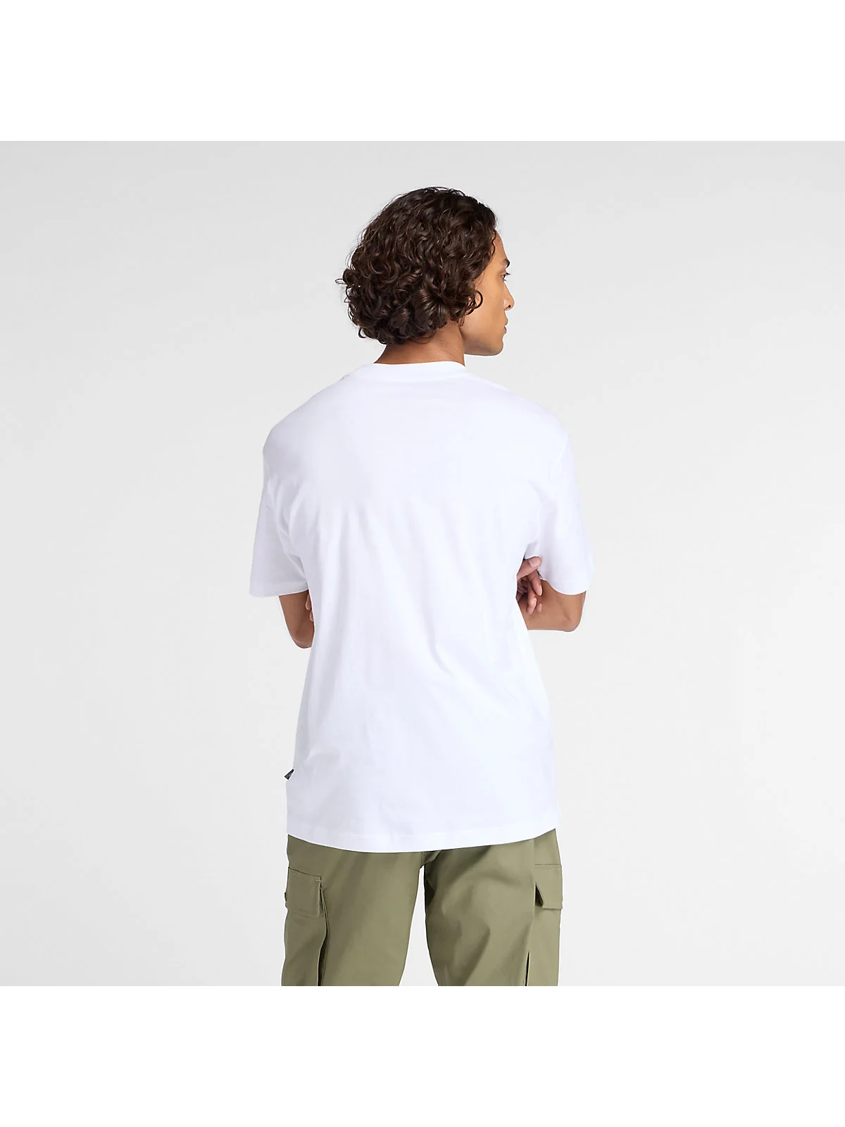 Футболка New Balance Linear Lines — 3
